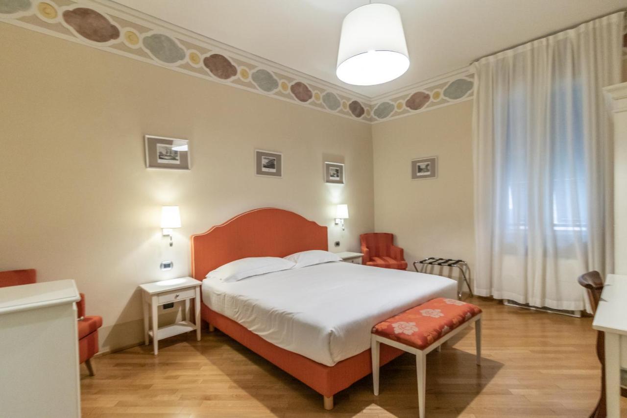 Casa Isolani Luxury Rooms Piazza Maggiore بولونيا المظهر الخارجي الصورة
