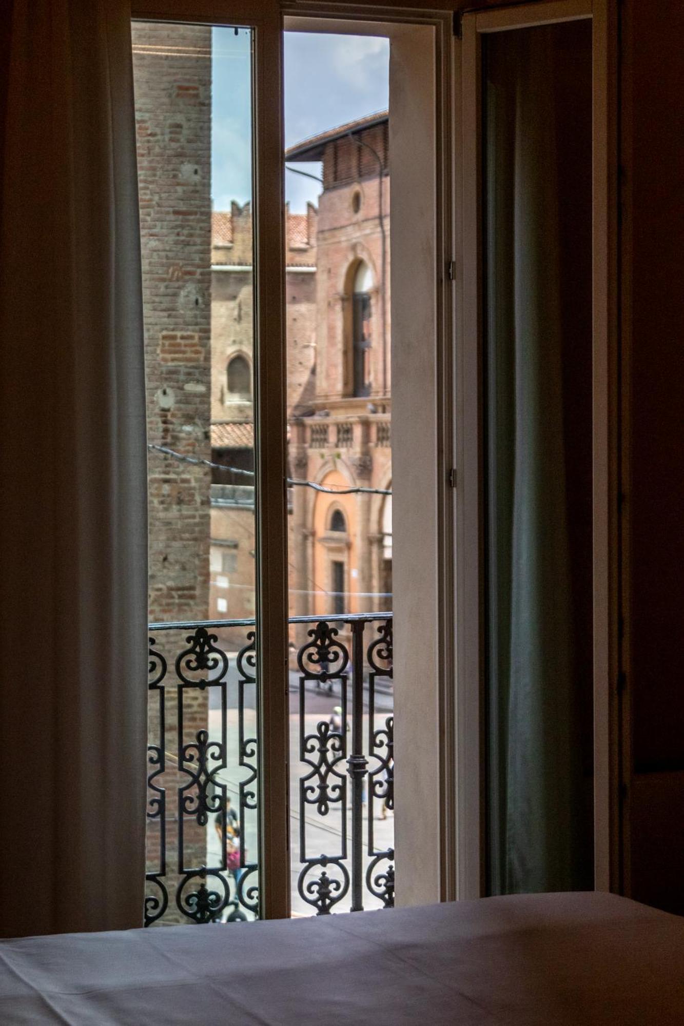 Casa Isolani Luxury Rooms Piazza Maggiore بولونيا المظهر الخارجي الصورة