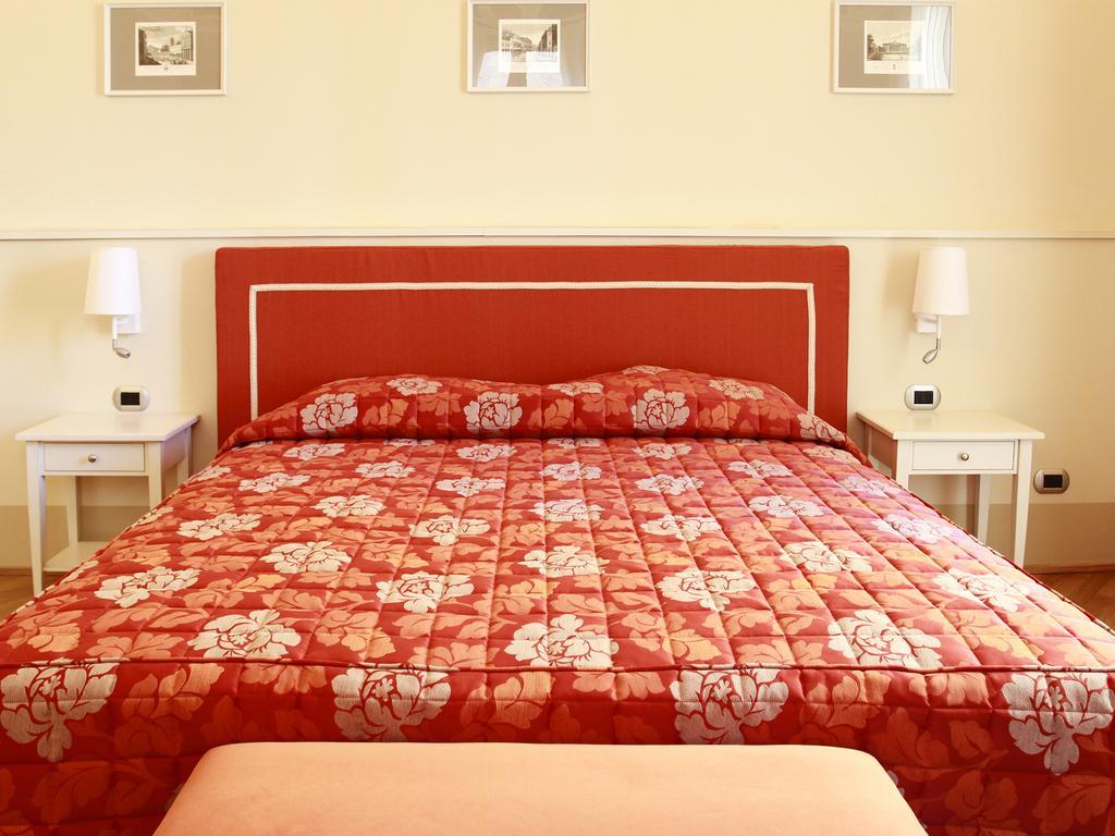 Casa Isolani Luxury Rooms Piazza Maggiore بولونيا المظهر الخارجي الصورة
