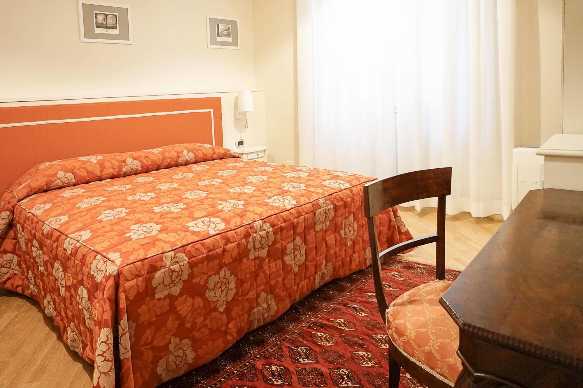 Casa Isolani Luxury Rooms Piazza Maggiore بولونيا المظهر الخارجي الصورة
